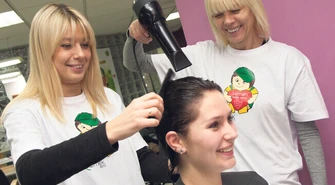 Orkiestrowe cięcie włosów w Piotrkowie