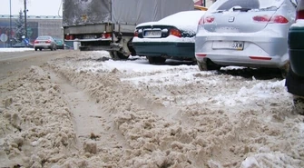 Kierowcy marzą, żeby śnieg stopniał