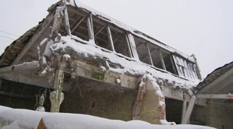 Rozbierają hale przy Żeromskiego