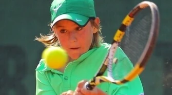 Czternastoletni Michał mieszka na korcie