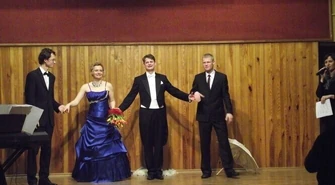  “Zaśpiewajmy o miłości” w sulejowskim MOK-u