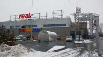 ECHO sprzedaje piotrkowskie centrum handlowe