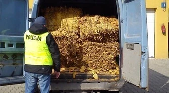 Przewoził prawie 400 kg liści tytoniu 