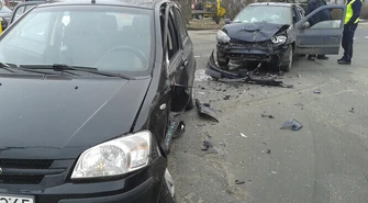 Ksiądz miał ponad dwa promile - uderzył w hyundaia