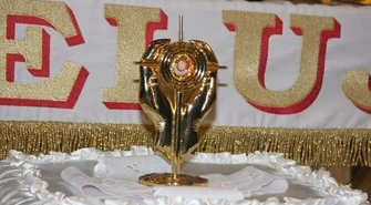 Uroczyście przyjęto relikwie ks. Popiełuszki