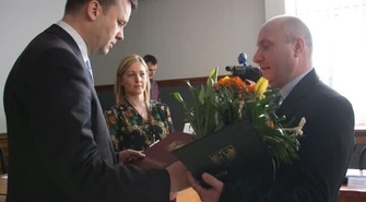 Inspektor Olejnik odznaczony medalem