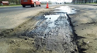 Dziura doczeka się załatania