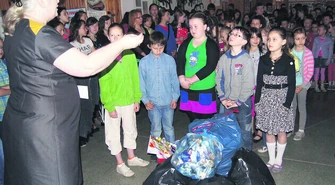 Uczniowie z Niechcic dbają o środowisko