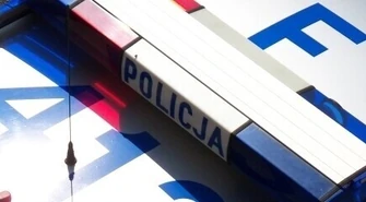 Rzucił butelką w samochód i trafił do aresztu