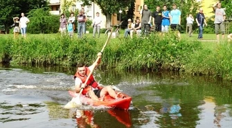 Pierwsze mistrzostwa w kajakarstwie górskim na Rakówce
