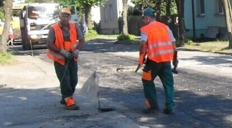 Remontują piotrkowskie drogi