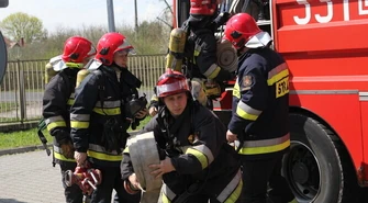 Strażacy usuwali kilkaset litrów paliwa