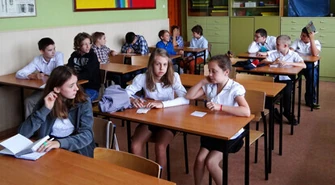 Uczniowie rozpoczęli rok szkolny 2013/2014