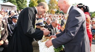 Powiat za plony dziękował w Moszczenicy