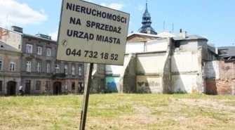 Sprzedali dwie nieruchomości na Starym Mieście