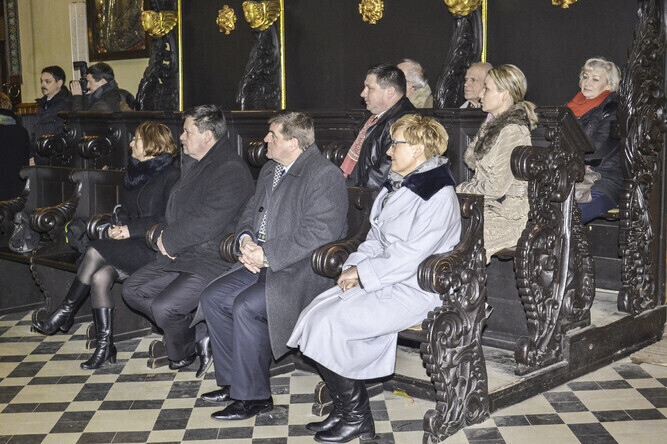 Jedenastka z nowym sztandarem