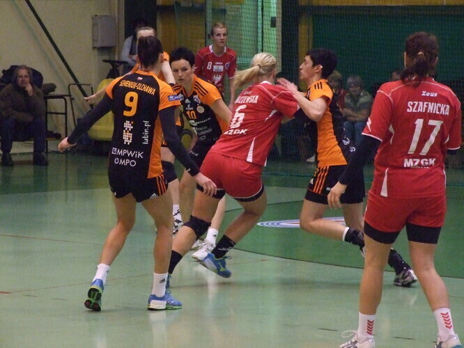 Pewna wygrana wicemistrzyń Polski