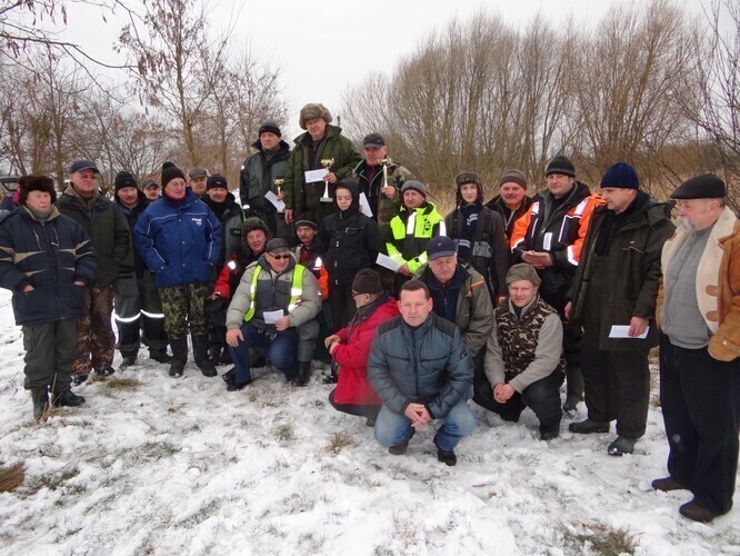 Piotrków Łowili pod lodem