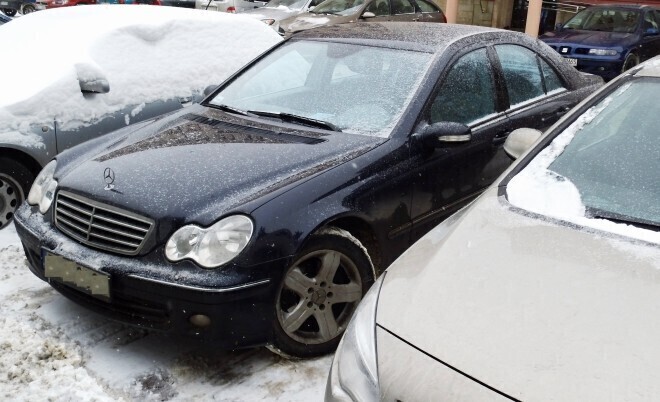 Zdjęcie 2: Jakimi samochodami jeżdżą urzędnicy?