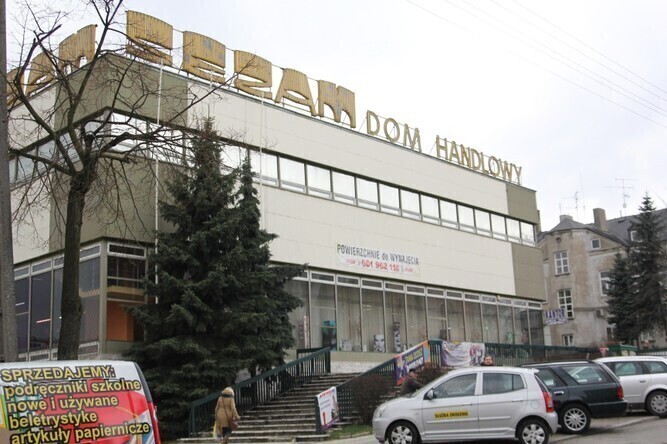 Ukradli biżuterię wartą 100 tysięcy złotych