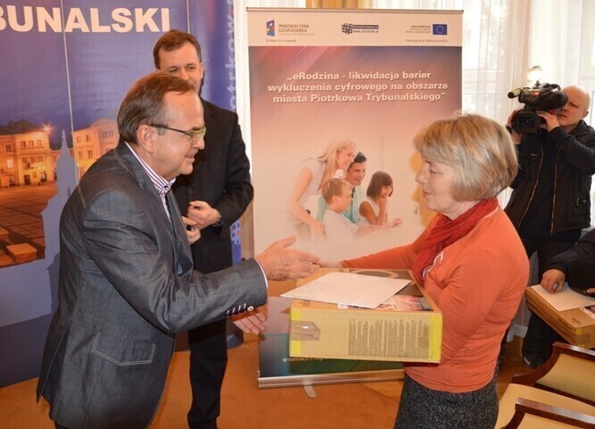 Kolejne darmowe komputery trafiły do mieszkańców