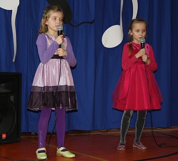 Angielskiego uczyli się śpiewająco