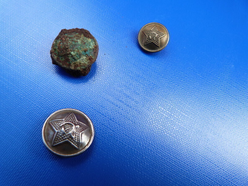 Zdjęcie 2: Już ponad 34 ciała wydobyto spod Placu Kościuszki