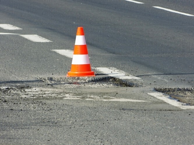 Zdjęcie 1: Slalom na Al. Sikorskiego