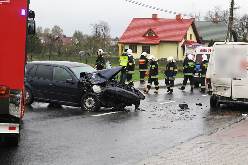 Zdjęcie 7: Dziecko walczy o życie - wypadek w Babach