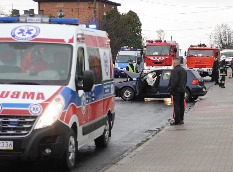 Zdjęcie 9: Dziecko walczy o życie - wypadek w Babach