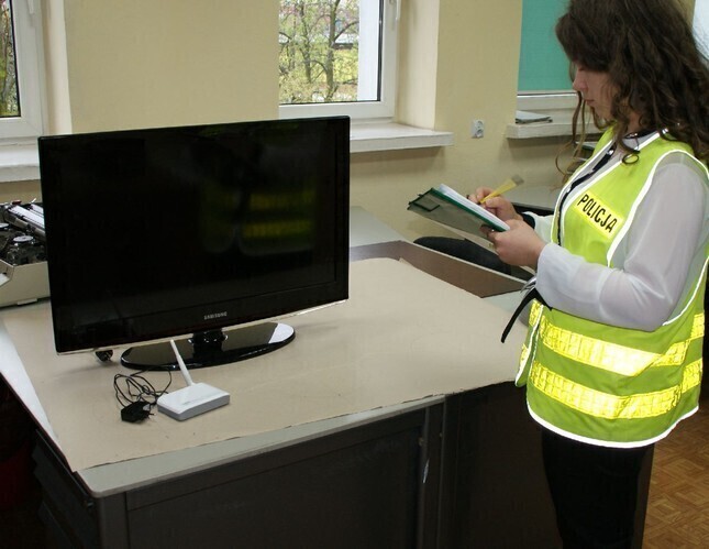 Wynajęli pokój by ukraść wyposażenie