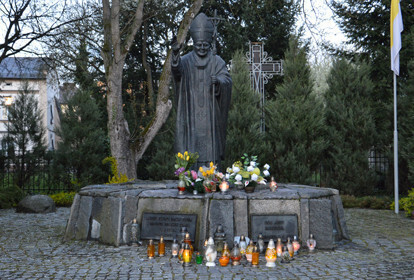 Zdjęcie 1: Piotrkowianie będą świadkami kanonizacji Jana Pawła II