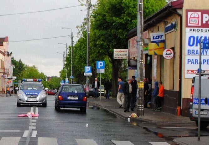 Pieszy potrącony przez samochód zmarł w szpitalu