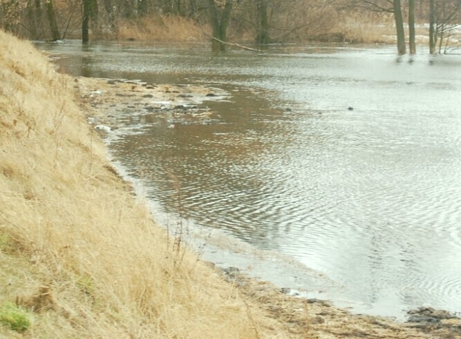 Monitorują stan na Pilicy i Luciąży