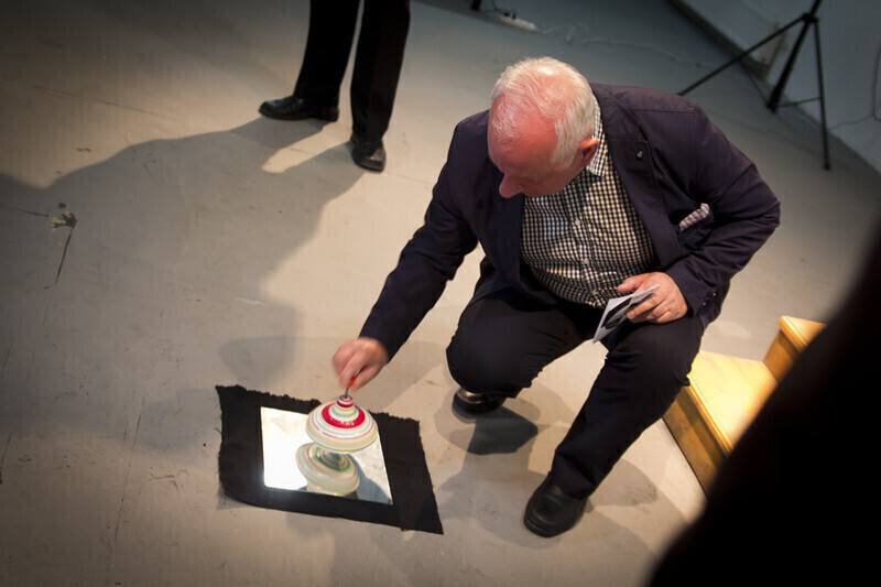 Zdjęcie 3: Bączek puszczony, Interakcje rozpoczęte