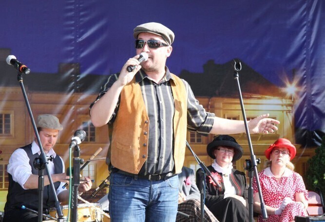 Nagrody wręczone Piotrkowianie bawili się przy muzyce podwórkowej