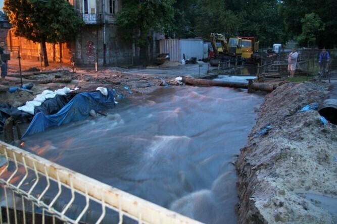 Strawa znów wylała