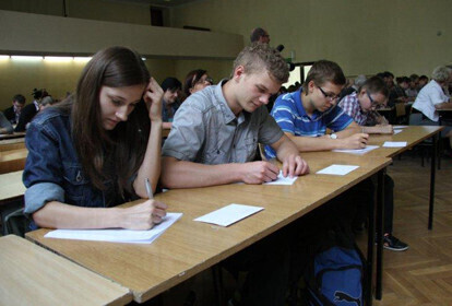 Zdjęcie 6: IX Dyktando Trybunalskie: Rekordzista zrobił 140 błędów!