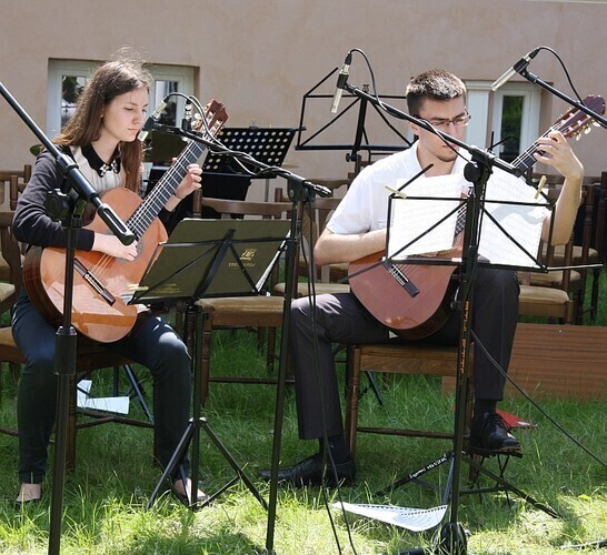 Posłuchaj pogrilluj