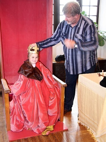 Król Zygmunt i królowa Bona przybędą do Piotrkowa