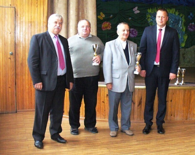 W Sulejowie grali w brydża