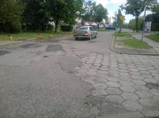 Żeby Polska nie zginęła czyli jak połatali byłą Wierzbową