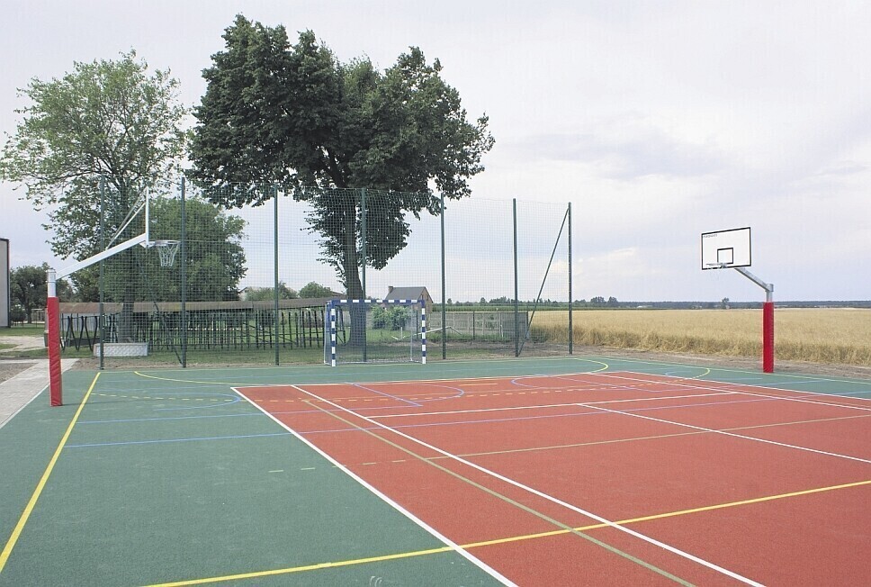 Wreszcie mają boisko