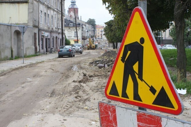 Budowy w mieście niedostatecznie zabezpieczone