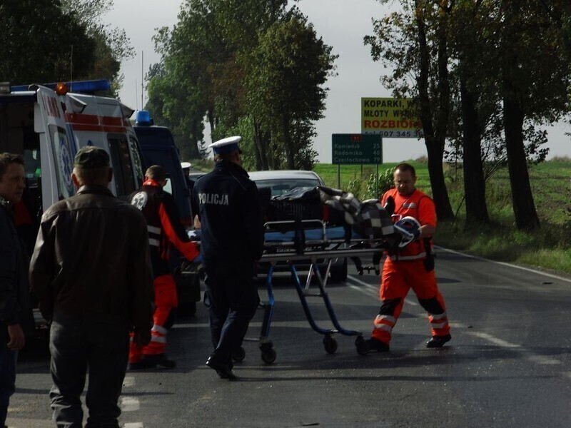Zdjęcie 6: Wypadek przy Moryca. Trzy osoby ranne