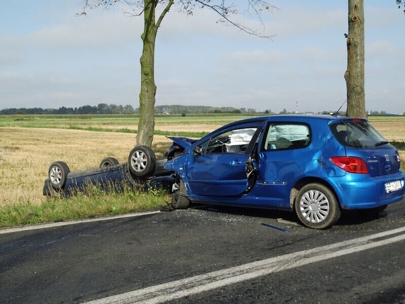 Zdjęcie 12: Wypadek przy Moryca. Trzy osoby ranne