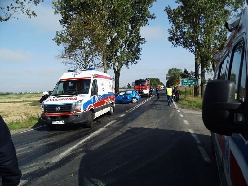 Zdjęcie 16: Wypadek przy Moryca. Trzy osoby ranne