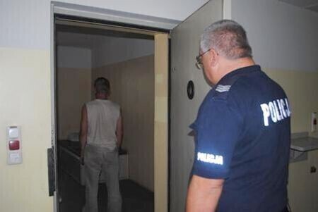 Ukradli wózek z placu firmy