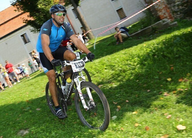 Maraton Wokół Jeziora Sulejowskiego. Przemierzyli 50 km