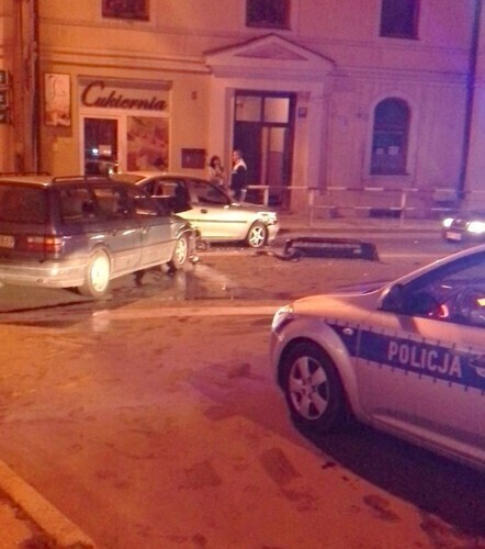 Kolizja na skrzyżowaniu w Piotrkowie